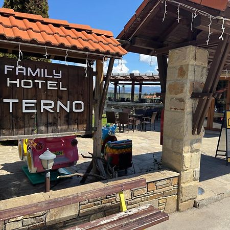 Family Hotel Eterno Tsigov Chark Exterior photo
