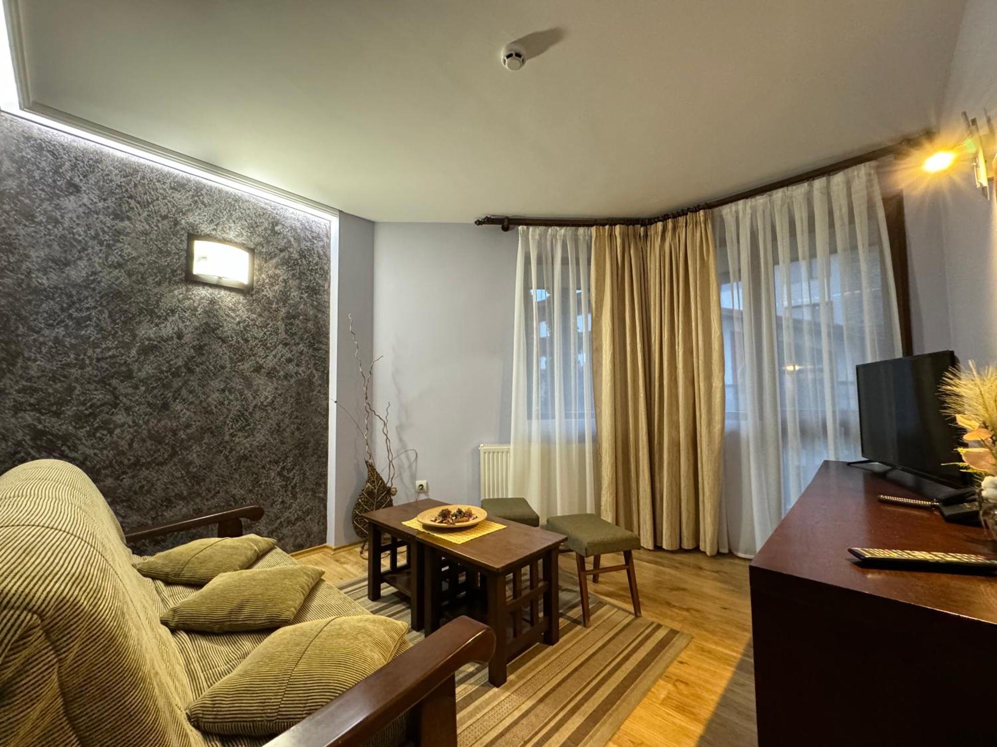 Family Hotel Eterno Tsigov Chark Exterior photo