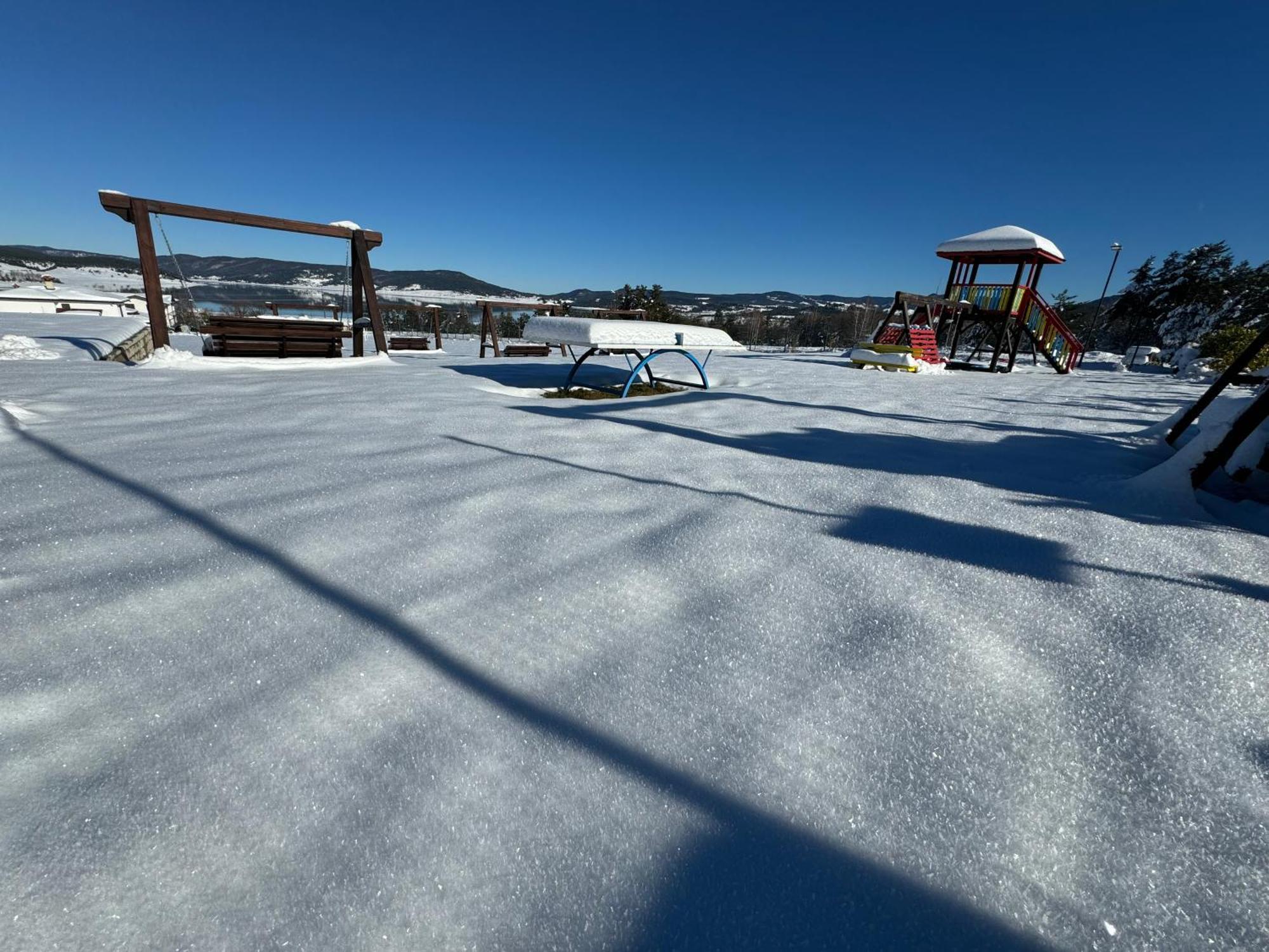 Family Hotel Eterno Tsigov Chark Exterior photo